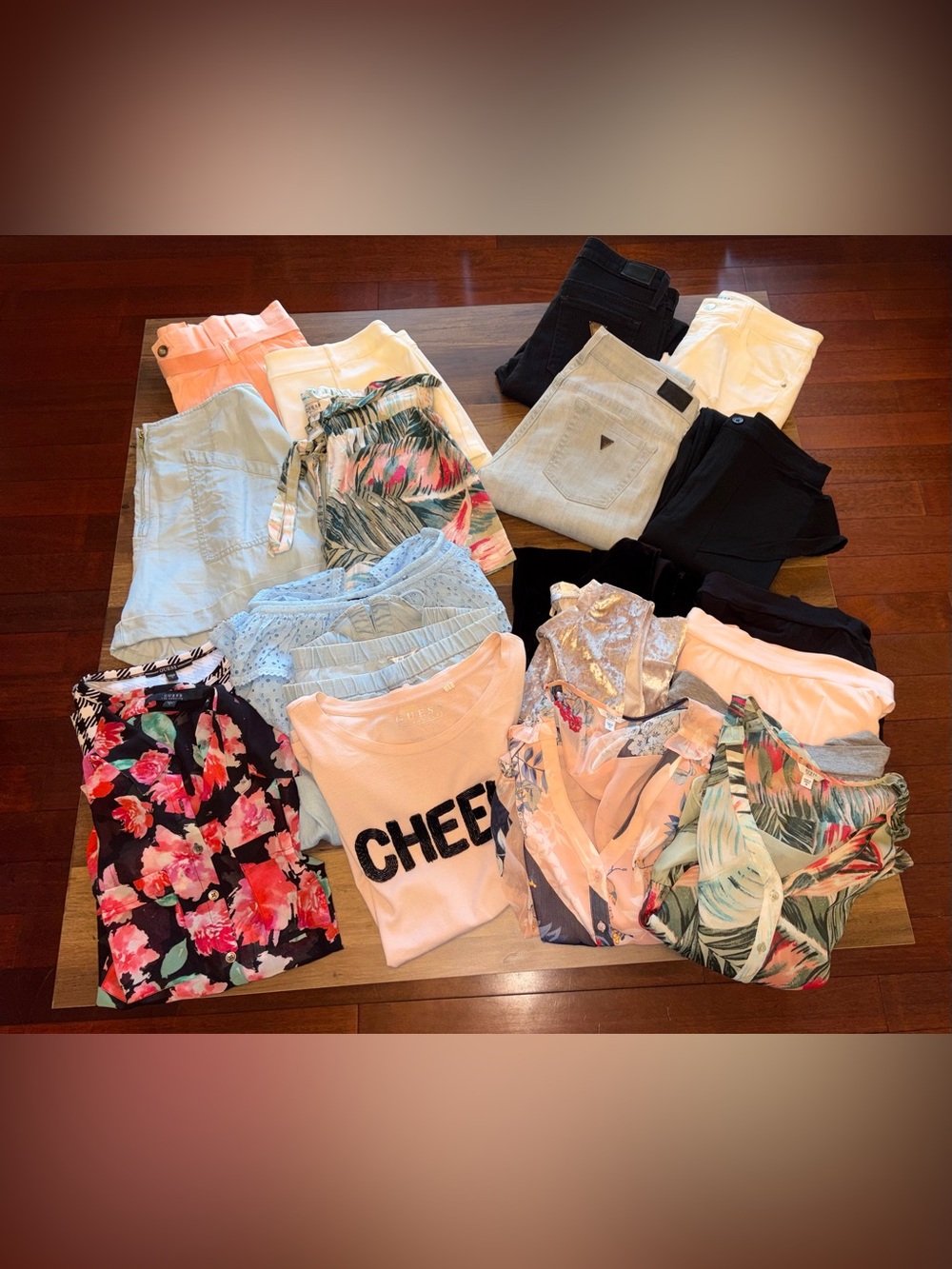 GUESS Women’s Clothing Bundle – 20 Pieces | Sizes S–M & 6–8 | Bundle Only